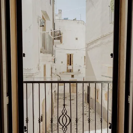 Vakantiehuis Palazzo Pezzolla Apartments *